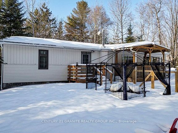 4th image of 19 High Bush Rd