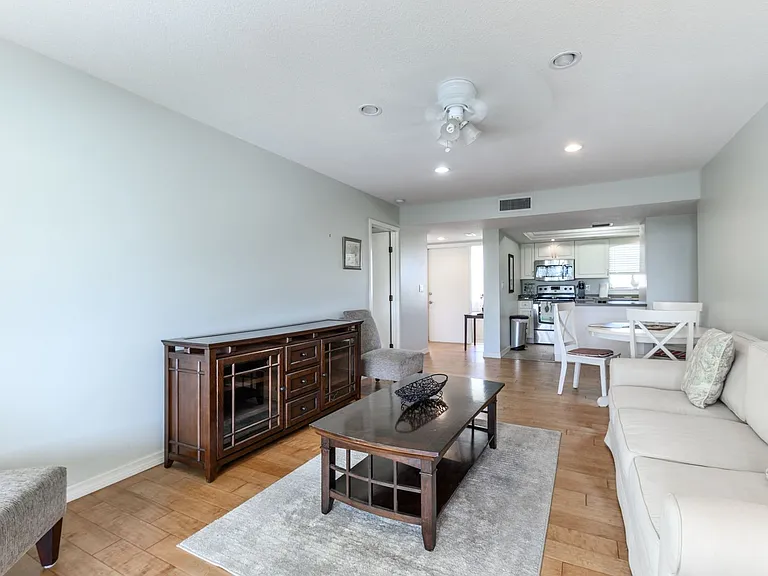 1080 Bal Harbor Blvd #3C — Photo 9