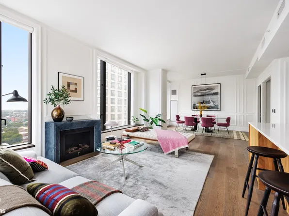 11 Hoyt Street image 1 of 50