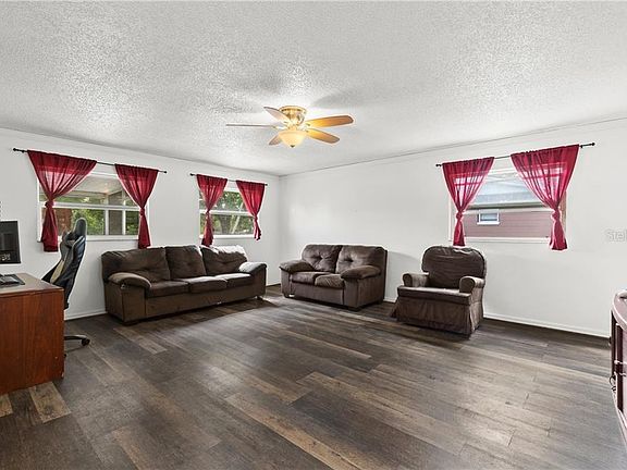 3rd image of 1539 Dolphin Dr