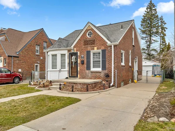 23126 Myrtle St, Dearborn, MI 48128