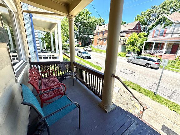3rd image of 461 Warner St