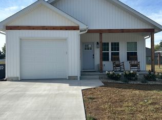 286 W Abbi Ln, Bolivar, MO 65613
