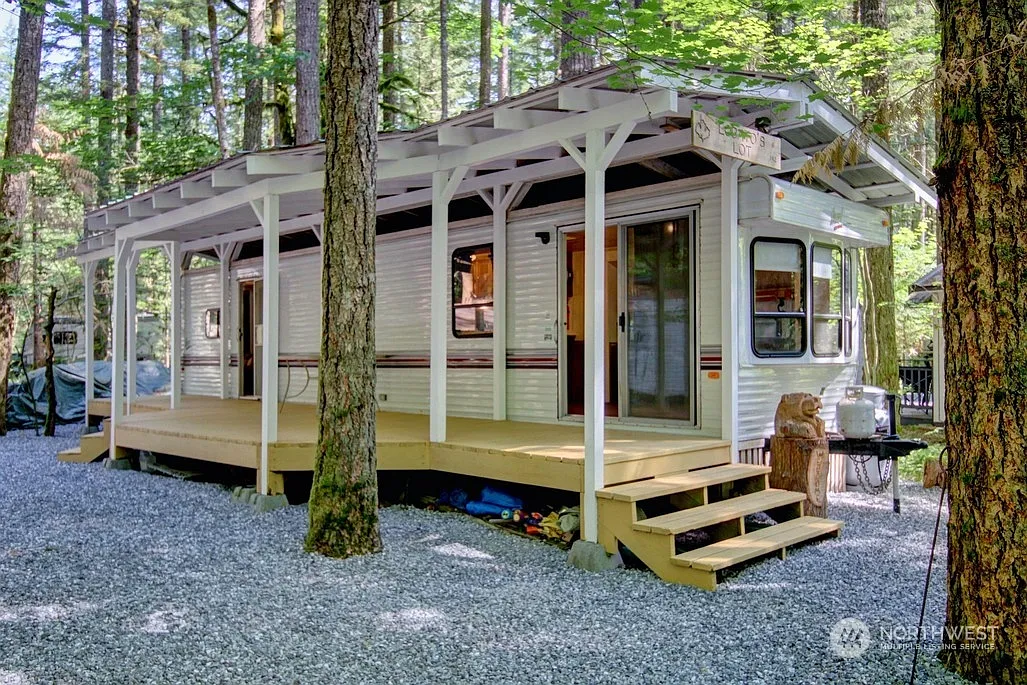 192 6 Chanterelle Drive photo 1