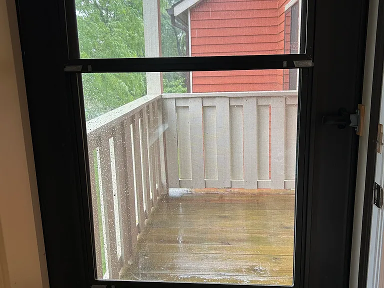 2812B Auburn Ct — Photo 4
