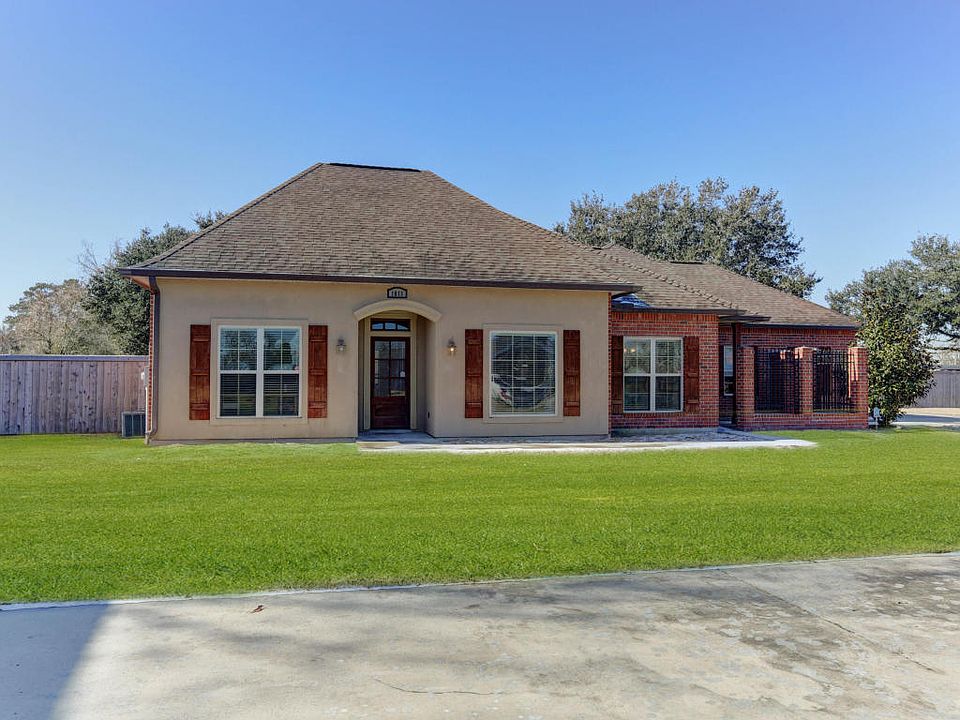 1st image of 1018 Margarite Dr