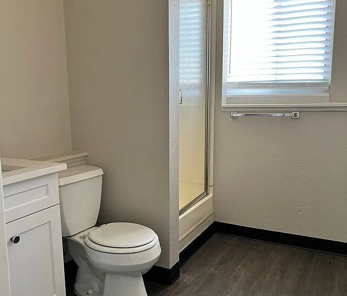 11194 Forest Ave — Photo 9