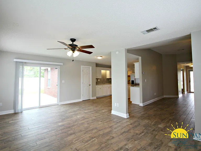 4214 Mainsail Dr — Photo 4