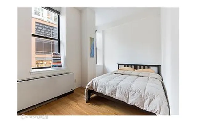Rented by Douglas Elliman | media 14