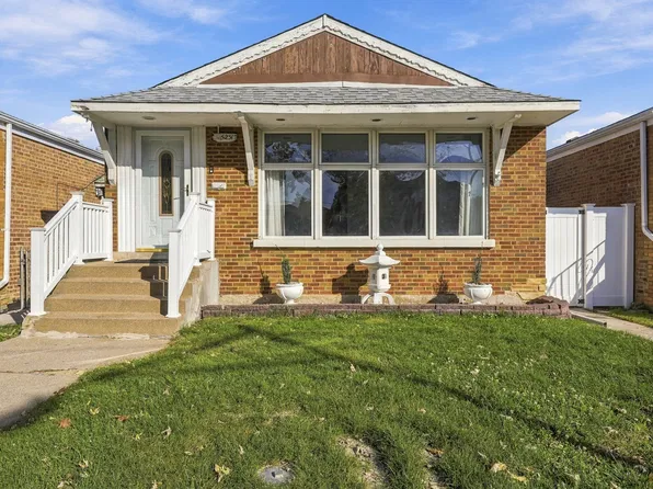 5231 S Meade Ave, Chicago, IL 60638