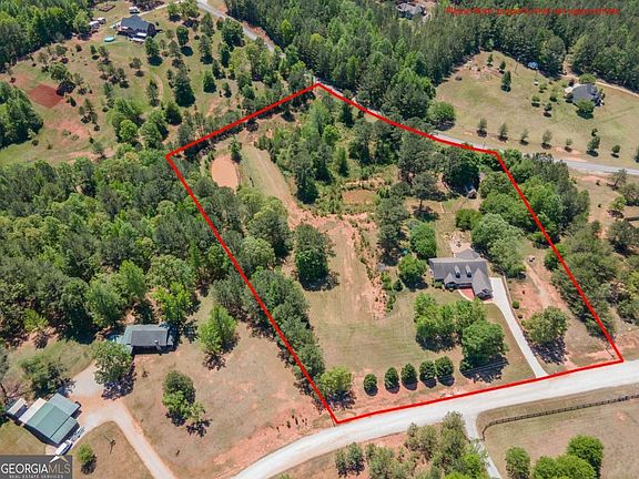 2nd image of 80 Creekside Rd