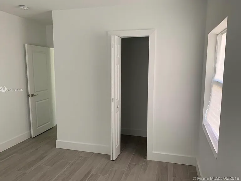 522 NW 104th St — Photo 5