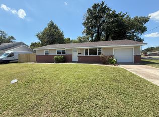 129 S Plaza Trl, Virginia Beach, VA 23452