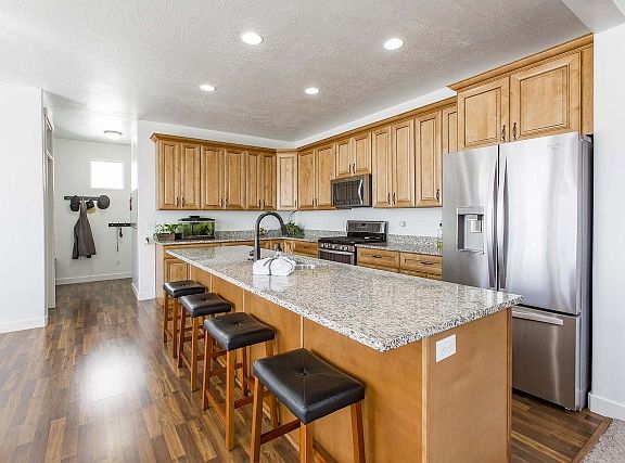 4th image of 10714 S Poppy Meadow Ln