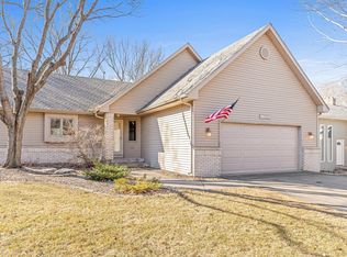 6732 132nd St W, Apple Valley, MN 55124