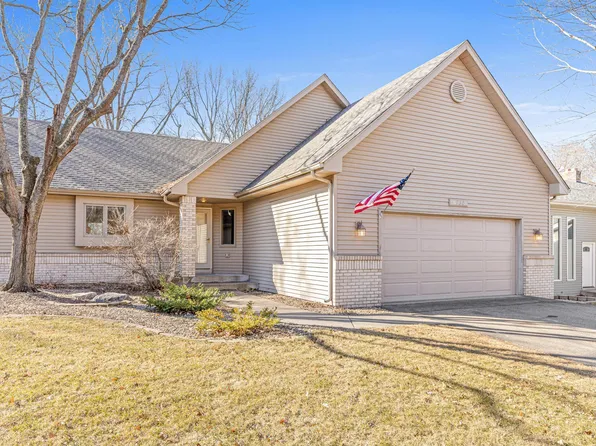 6732 132nd St W, Apple Valley, MN 55124