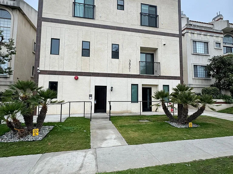 3851 Inglewood Blvd #1 — Photo 2