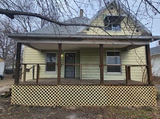 1425 E Fairchild St, Danville, IL 61832