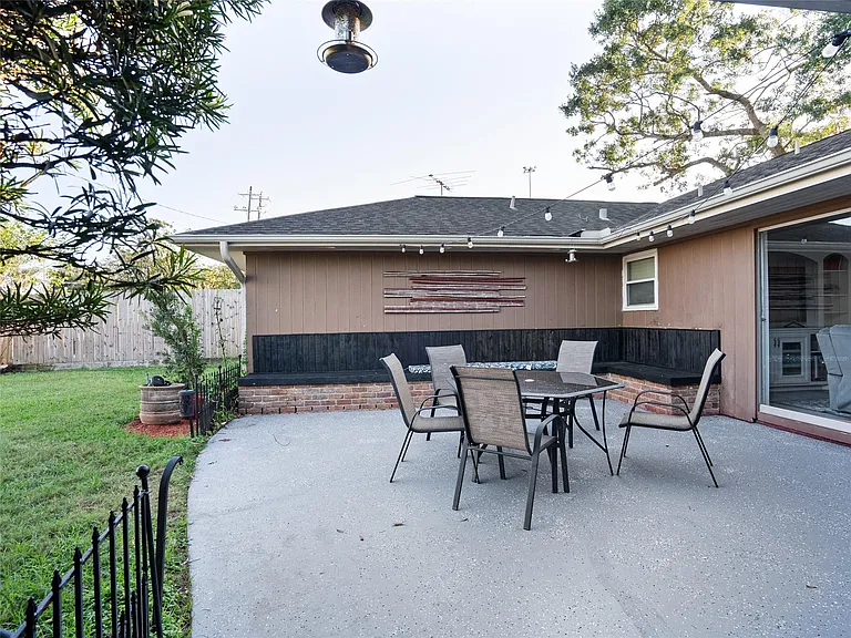 9403 Timberside Dr — Photo 5