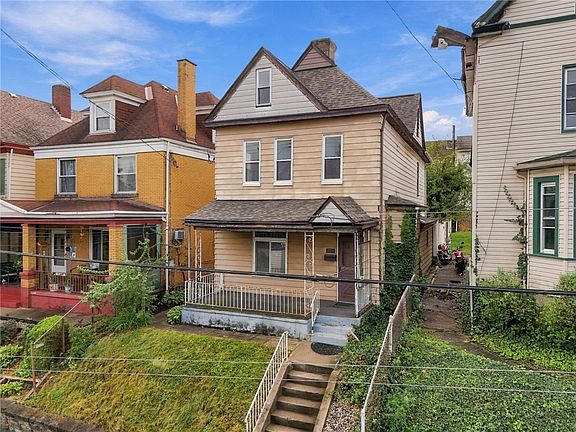 2nd image of 306 E 11th Ave