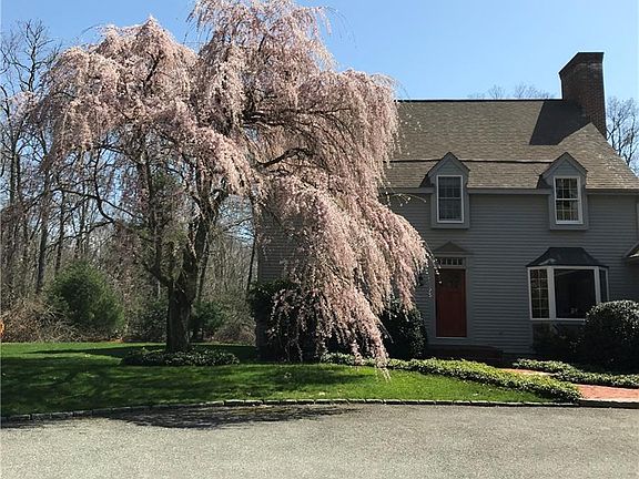 4th image of 35 Stoney Farm Way