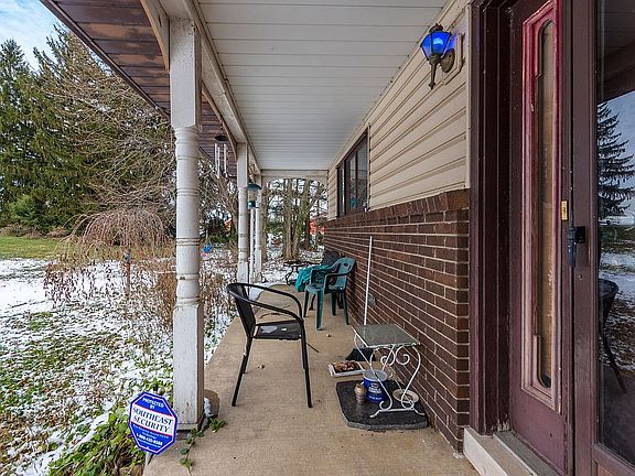 4th image of 9022 Skylane Dr