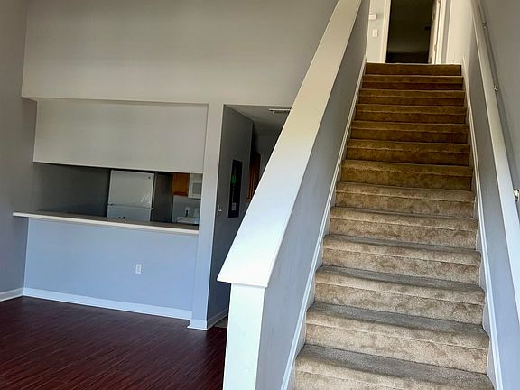 3rd image of 2738 W Tharpe St APT 901
