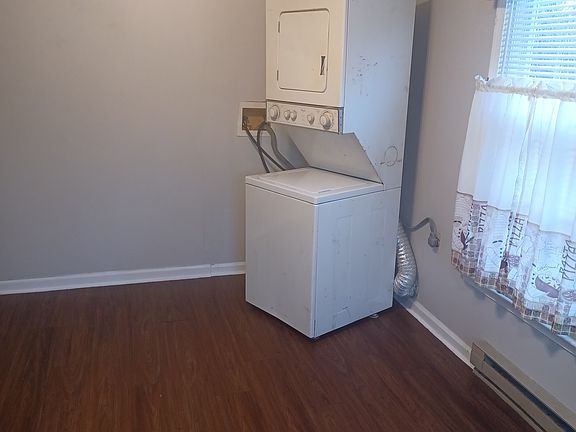 4th image of 1008 Wilcox St #B
