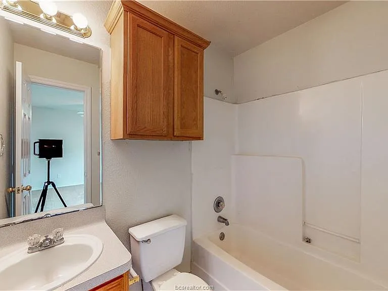 3746 Oldenburg Ln — Photo 18
