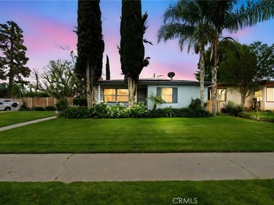 1044 W Olive St, Corona, CA, 92882