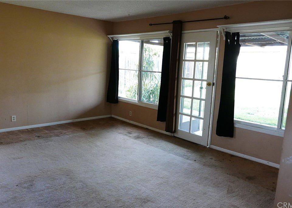 1st image of 2264 Federal Ave