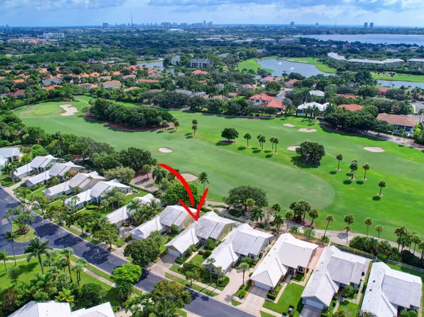 2394 Saratoga Bay Drive, West Palm Beach, FL 33409