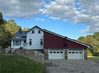 489 Crisswell Rd, Butler, PA 16002