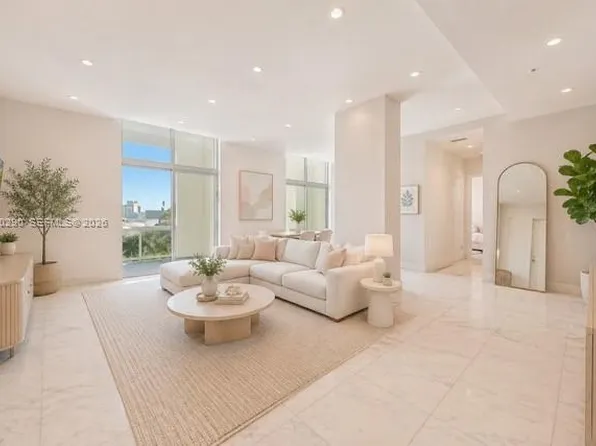 2001 Meridian Ave Ph 16, Miami Beach, FL 33139