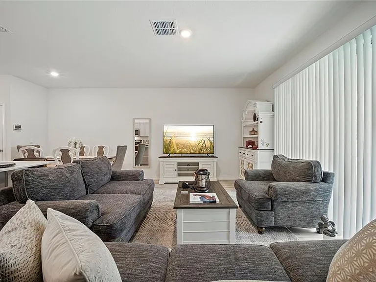 2076 Monteverde Ave — Photo 7