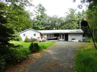 543 Sawkill Rd, Milford, PA 18337