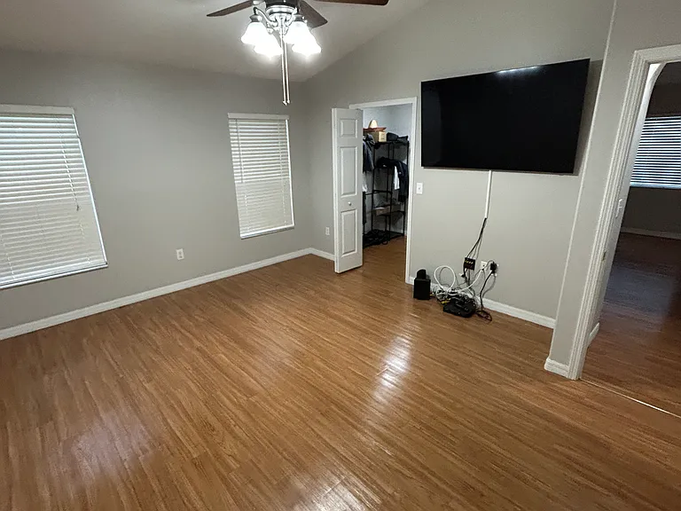 31216 Masena Dr — Photo 15