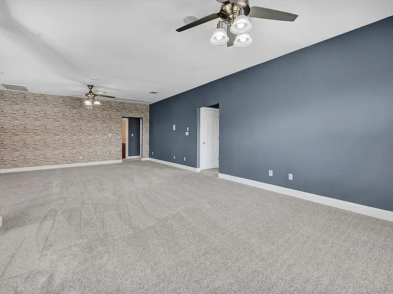 5946 Bradley Ct — Photo 20