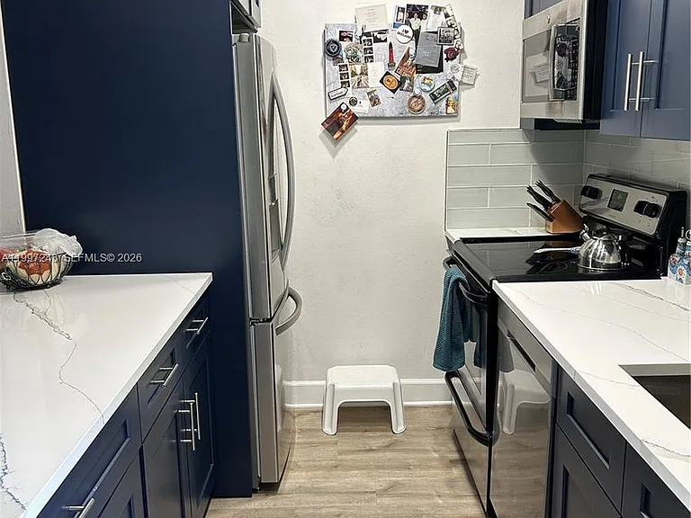 725 Hummingbird Way #212 — Photo 5