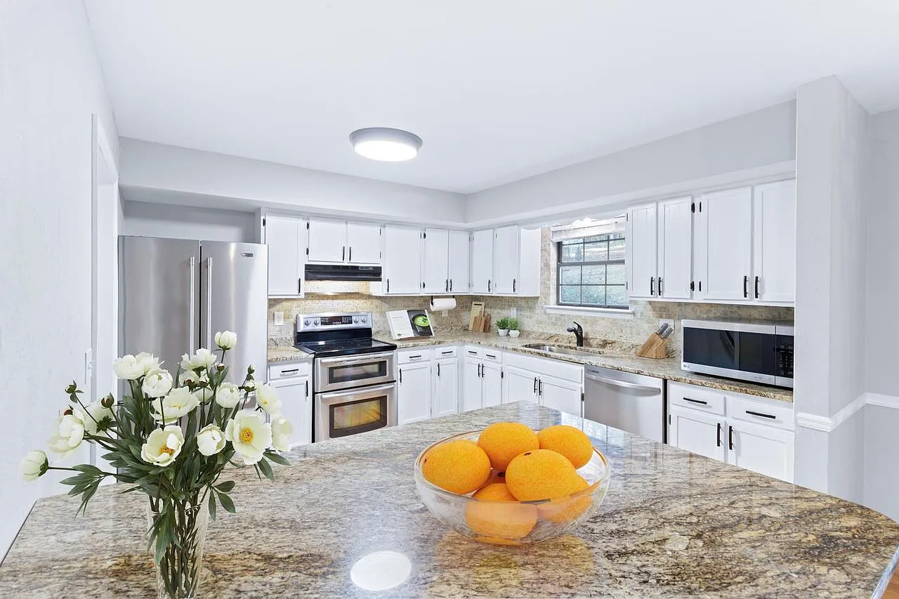 7719 Ridge Bay Dr — Photo 4