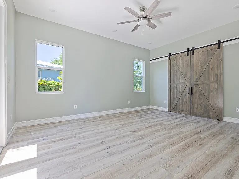 3208 N Rome Ave — Photo 36