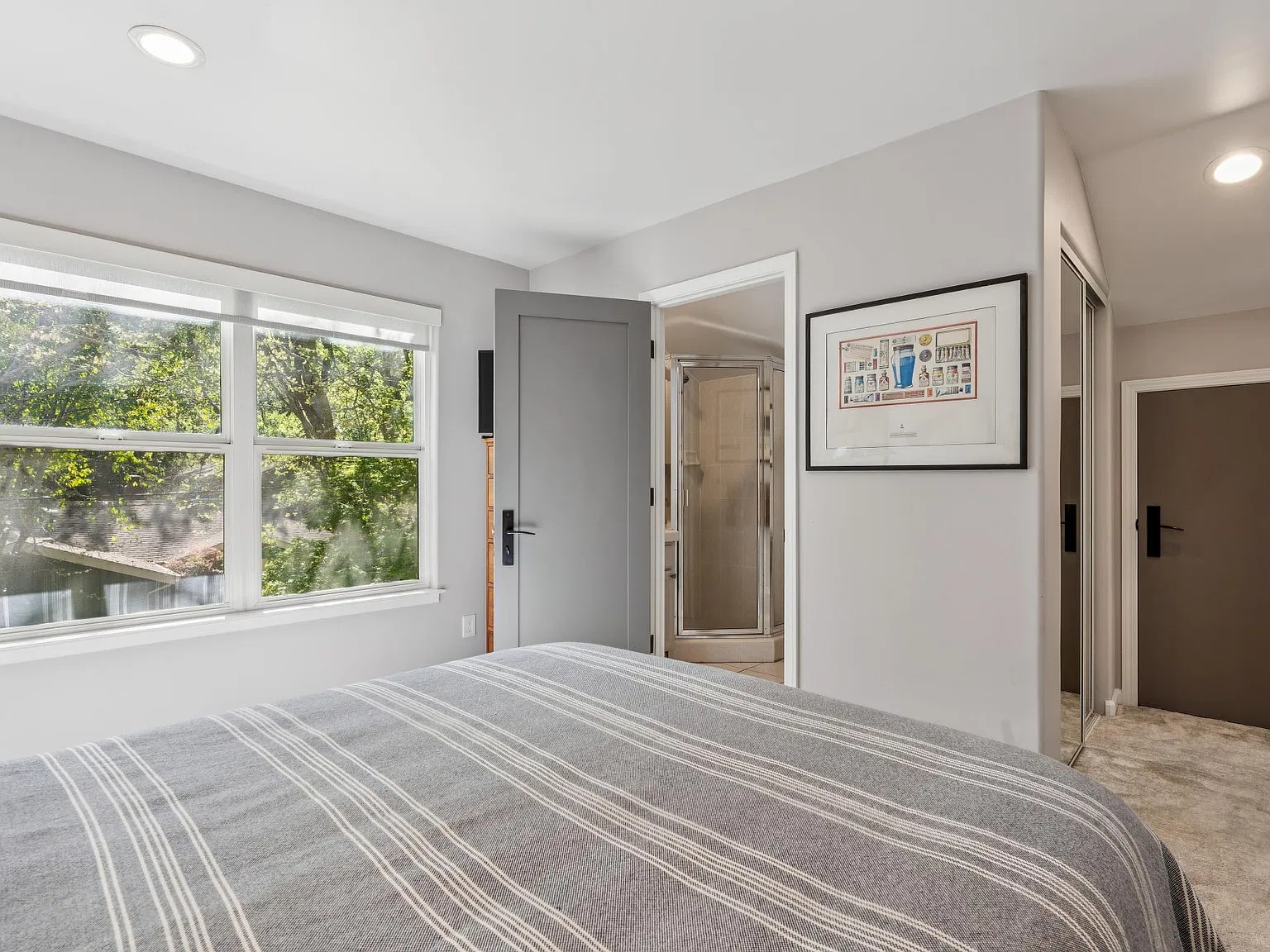 1 bed, 3000 sqft, $1,495 — Photo 2