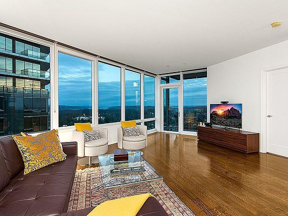 2nd image of 500 106th Ave NE Floor 35