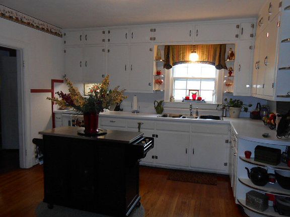 5th image of 246 Melrose Dr