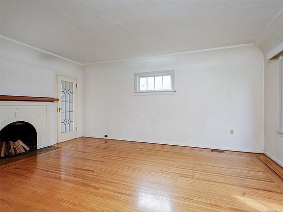 2nd image of 667 Saint Patrick St