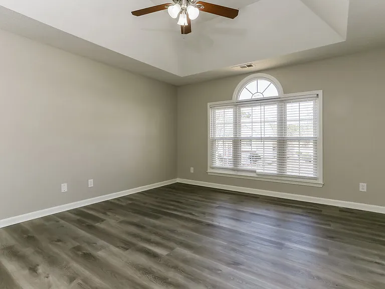 213 Summer Hill Cir — Photo 10