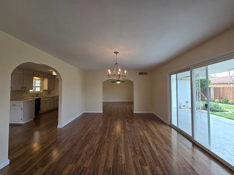 1484 E Sample Ave — Photo 14