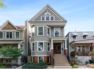 1929 W Henderson St, Chicago, IL 60657