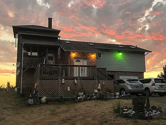 4th image of 907 267th Ln