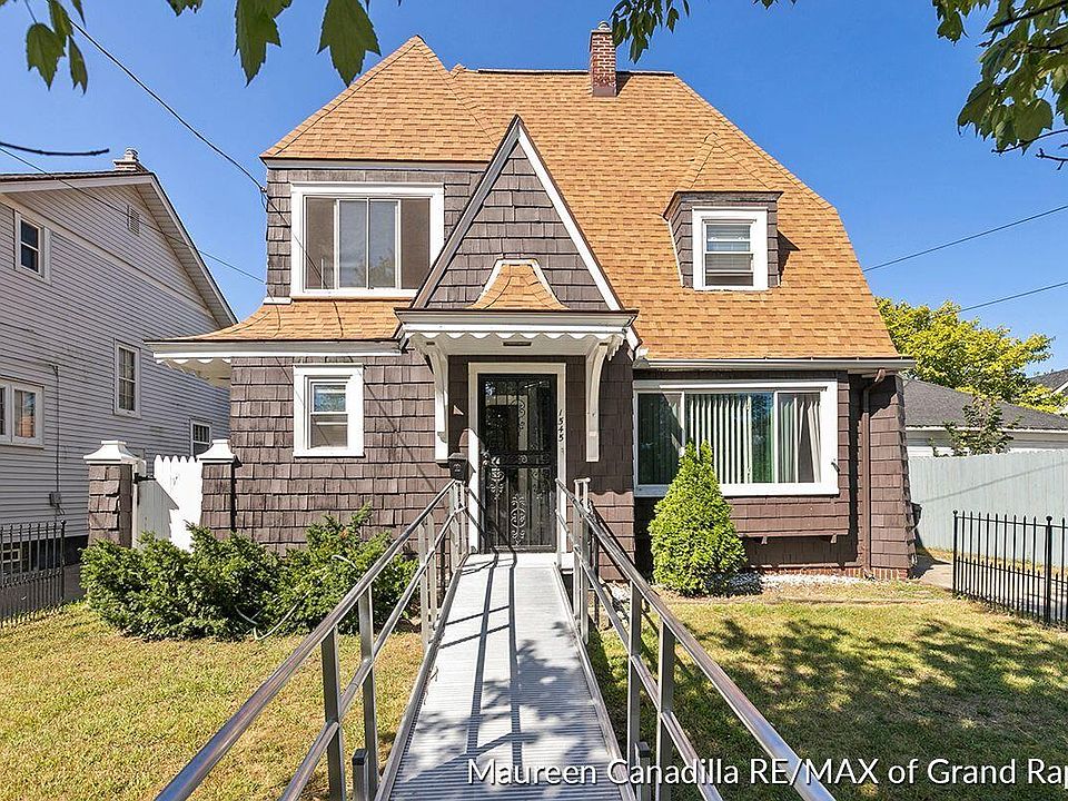 1st image of 1545 Widdicomb Ave NW